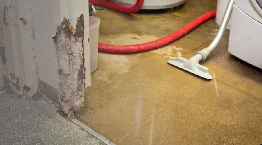 Why choose Isobar Fort for water damage restoration in Apple Valley